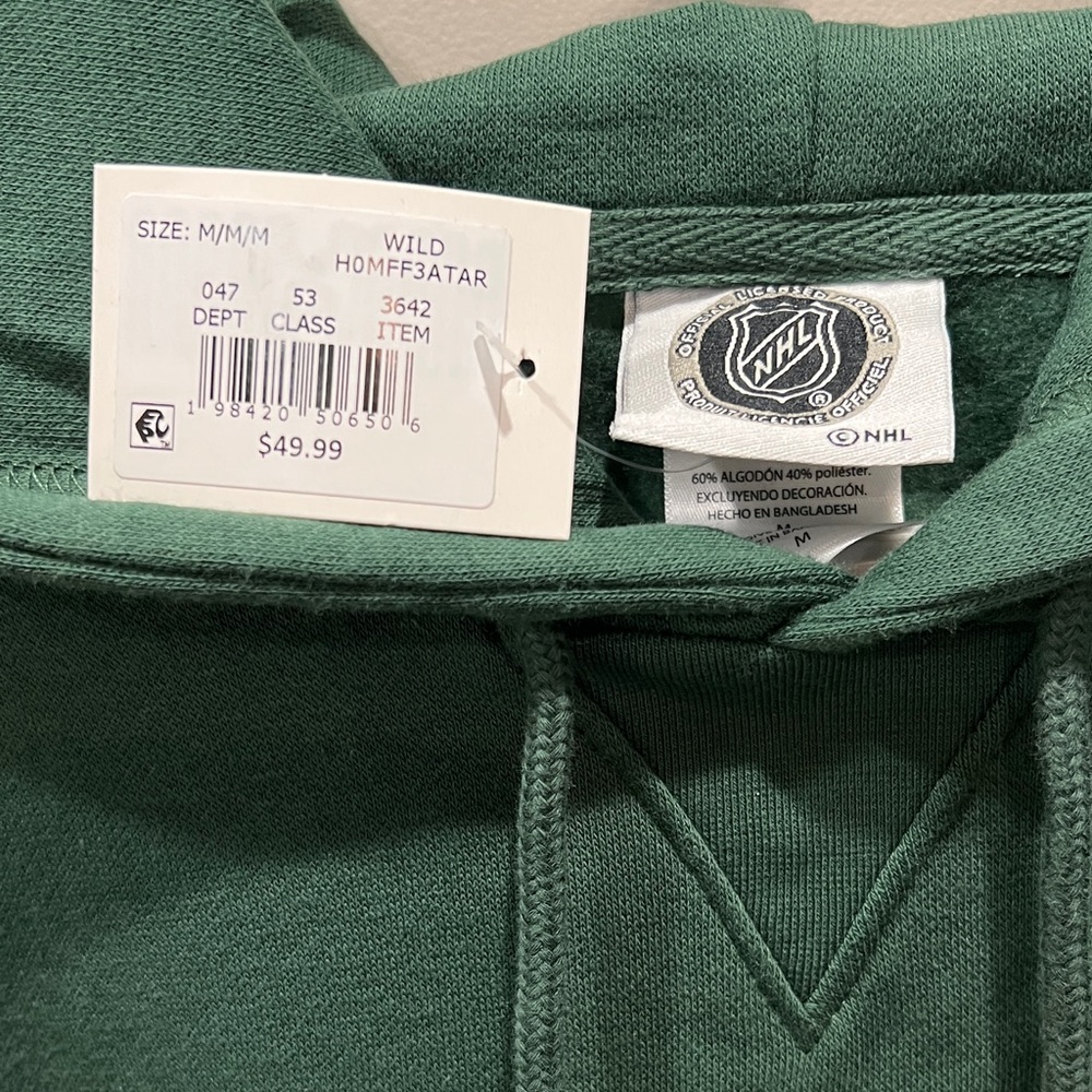 Minnesota Wild Green NHL Hoodie size Medium - Picture 2 of 5